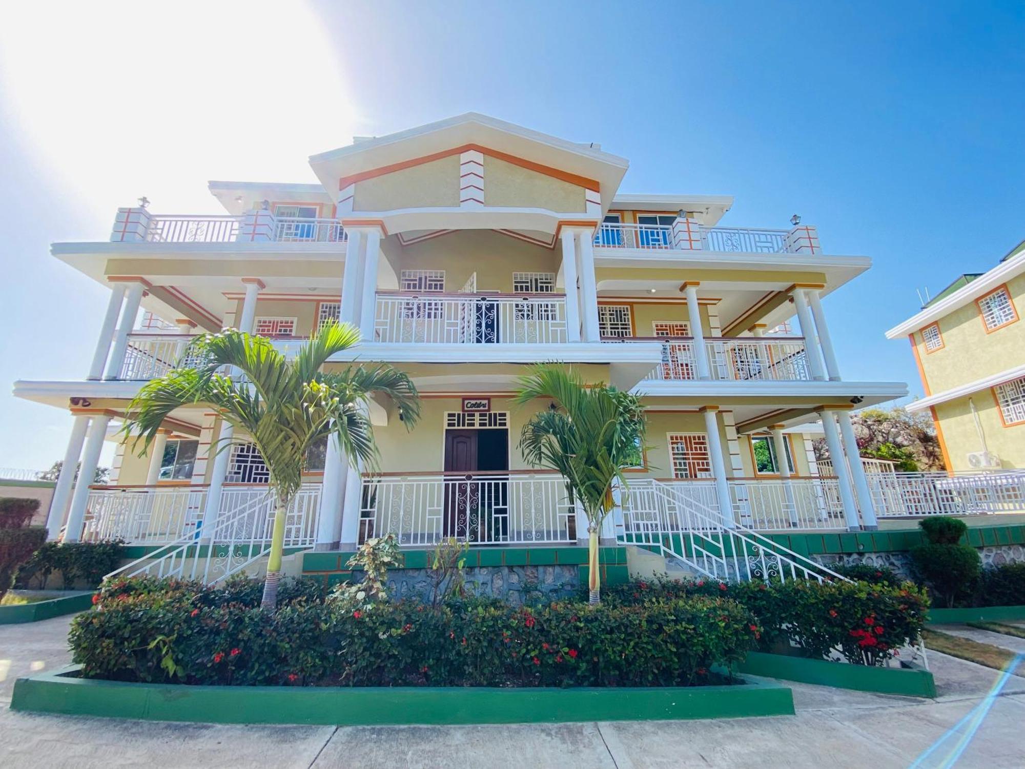 J&G Villa Hotel Cap-Haïtien Esterno foto